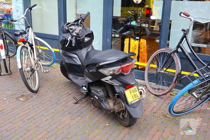 Voetganger gewond bij aanrijding met scooter