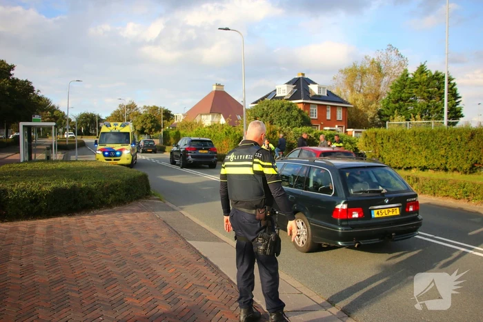 Kind op fiets geschept door automobilist