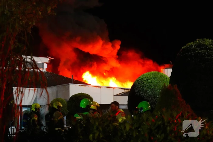 Grote rookontwikkeling bij brand bungalowpark