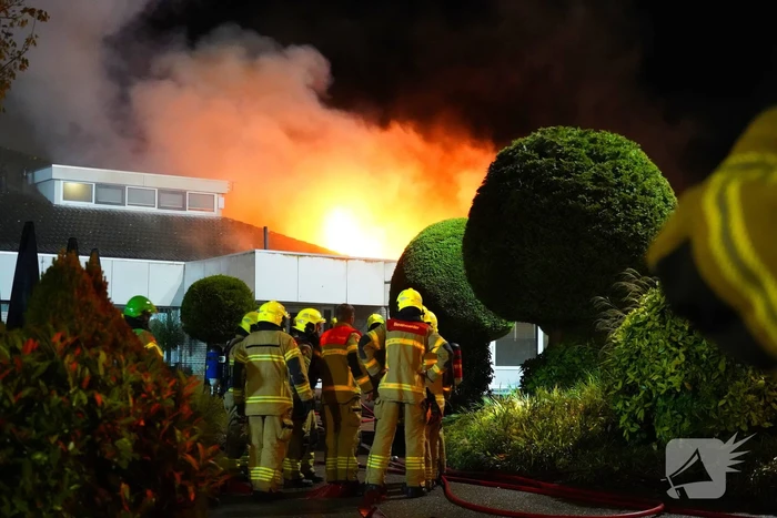 Grote rookontwikkeling bij brand bungalowpark