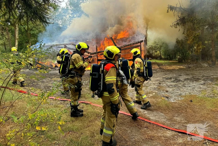 Uitslaande middelbrand in woning