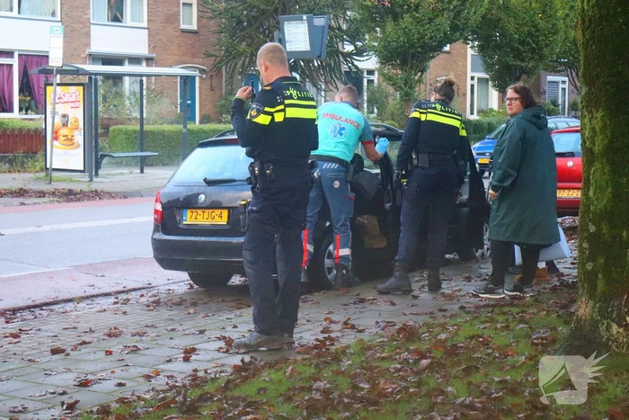 Scooterrijder gewond door gladde bladeren op de weg