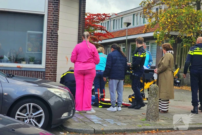 Persoon gewond bij steekincident, politie houdt verdachte aan
