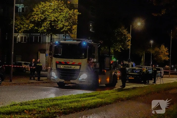 Vrouw zwaargewond bij aanrijding op zebrapad