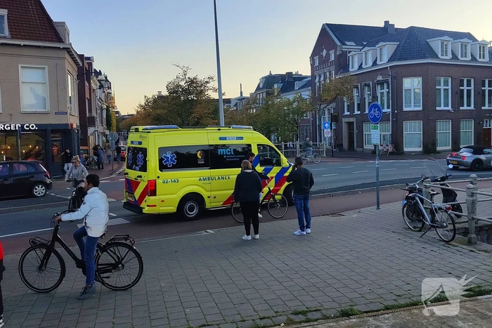 Scooterrijder gewond bij aanrijding met fietser