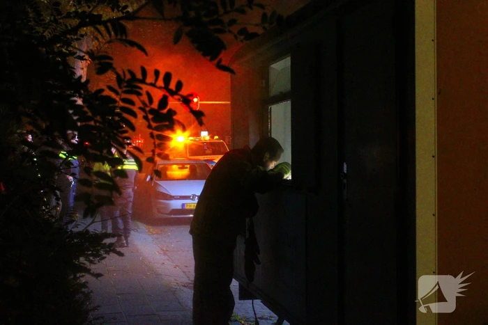 Vuurwerk zorgt voor rookontwikkeling in bouwkeet