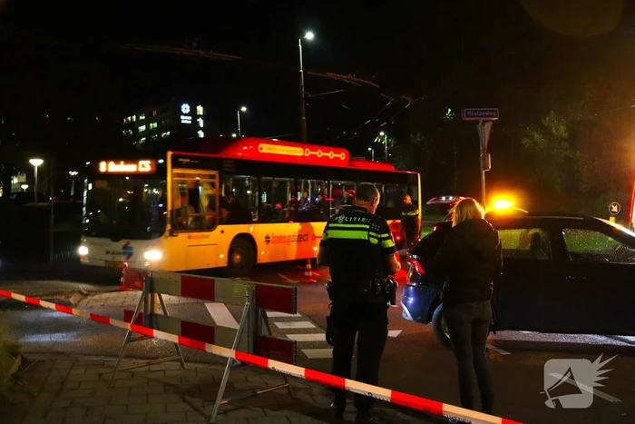 Scooterrijder geschept door automobilist