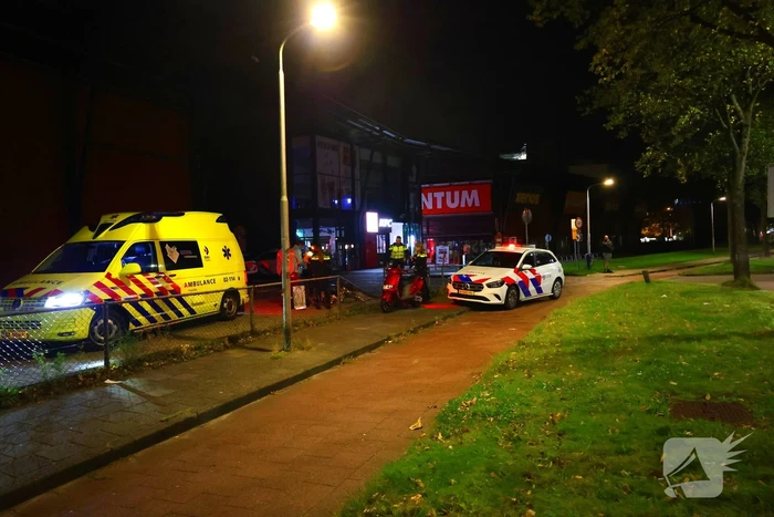 Bestuurder scooter verliest controle na politieachtervolging