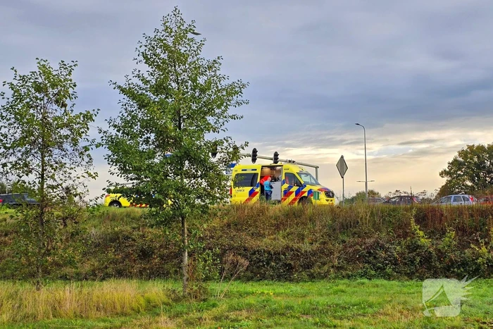 Medische hulp met traumahelikopter en brandweer