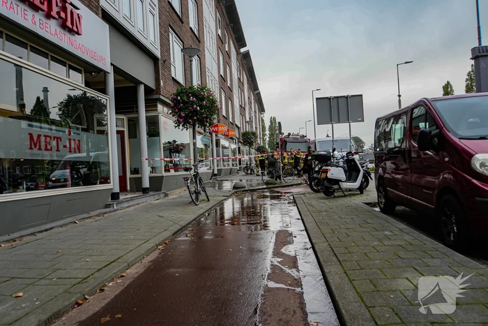Hoofdleiding springt: tientallen huishoudens zonder water