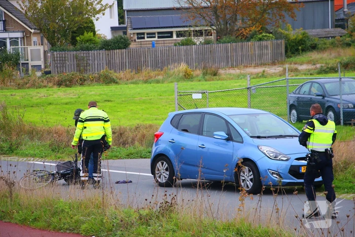 Fietser gewond bij aanrijding met auto