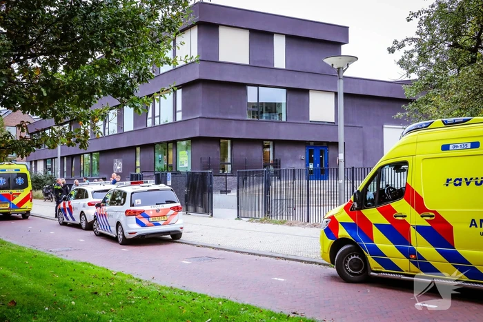 Persoon ernstig gewond na val