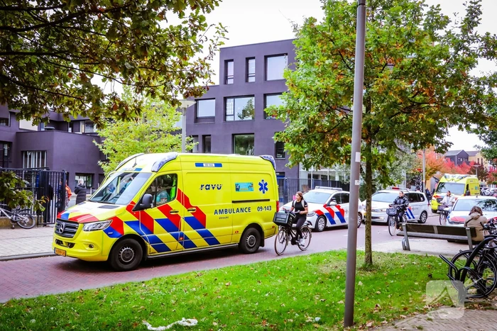Persoon ernstig gewond na val