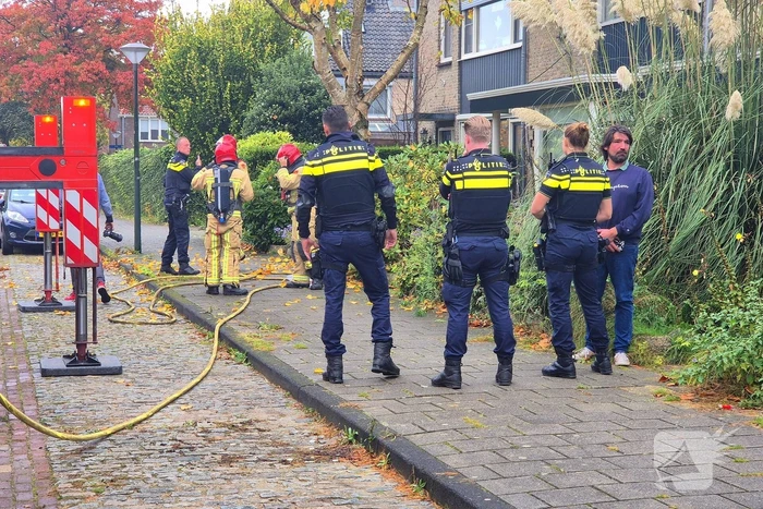 Flinke rookontwikkeling door brand in woning