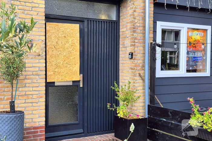 Schietpartijen leiden tot sluiting van woningen en bedrijven