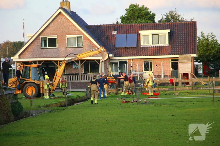 Paard valt opnieuw in sloot bij reddingsactie