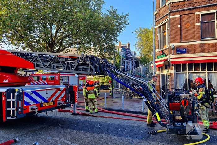 Woning uitgebrand ondanks grote inzet brandweerlieden