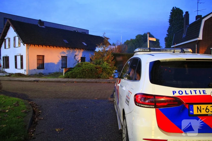 Rook uit kachel aangezien voor mogelijke woningbrand