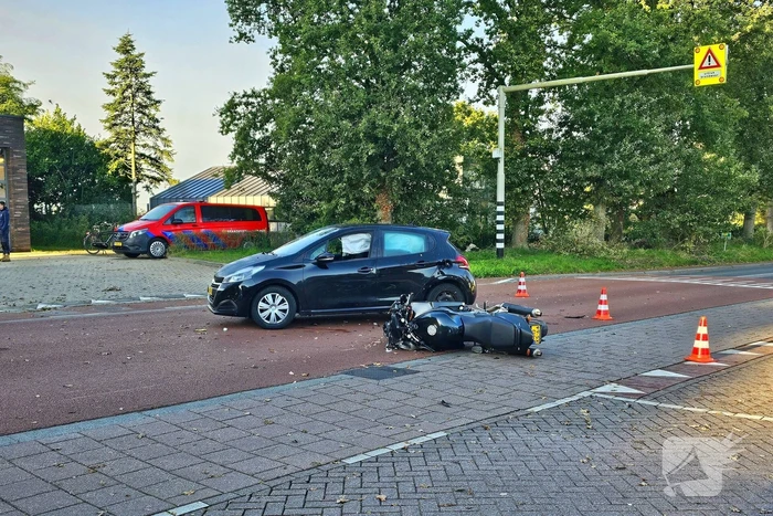 Motorrijder ernstig gewond bij ongeval met auto
