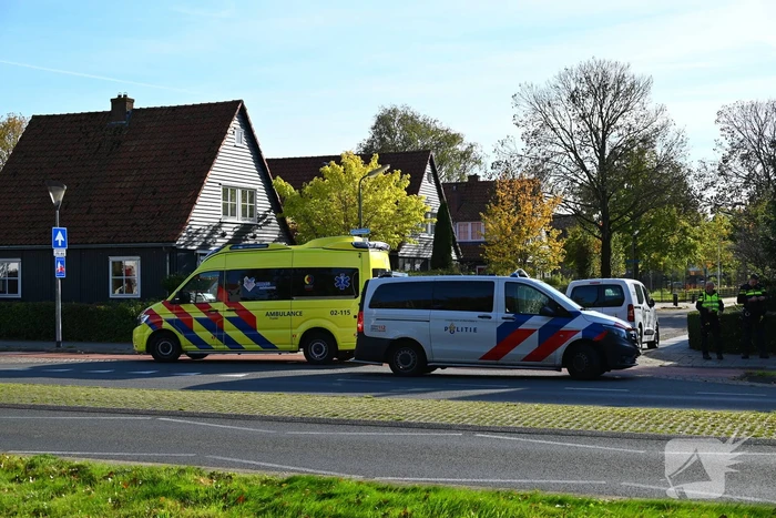 Fietser gewond bij aanrijding met bestelbus