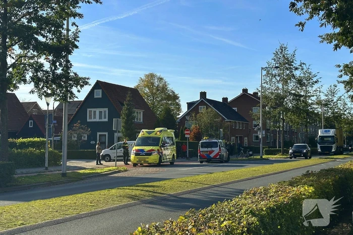 Fietser gewond bij aanrijding met bestelbus