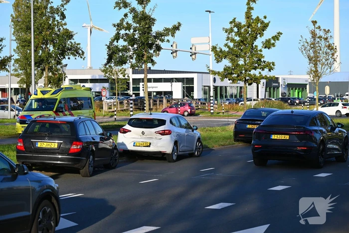 Drie voertuigen beschadigd bij kettingbotsing
