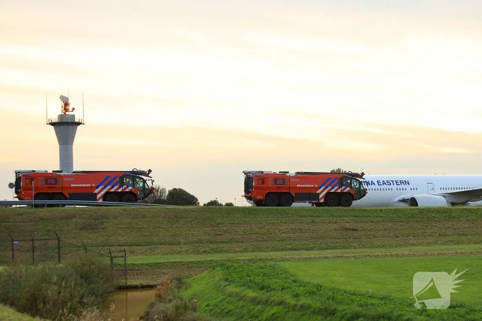 Hulpdiensten massaal ingezet voor noodsituatie op vliegveld