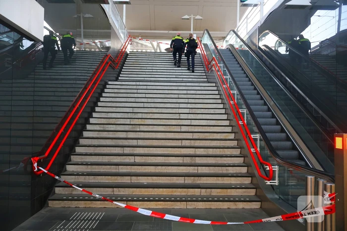 Perrons ontruimd tijdens onderzoek bij trein