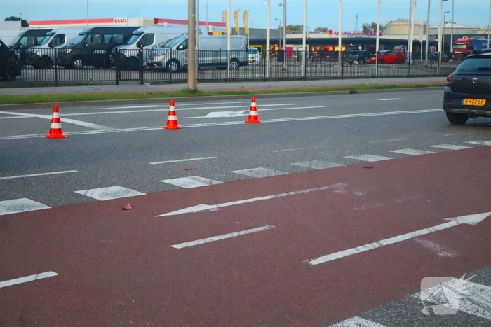 Brommerrijder geschept door afslaande automobilist