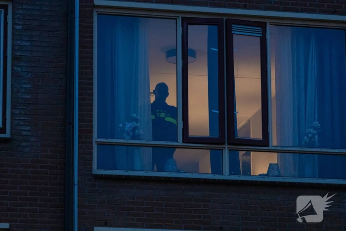 Politie neemt scooter in beslag tijdens onderzoek in woning