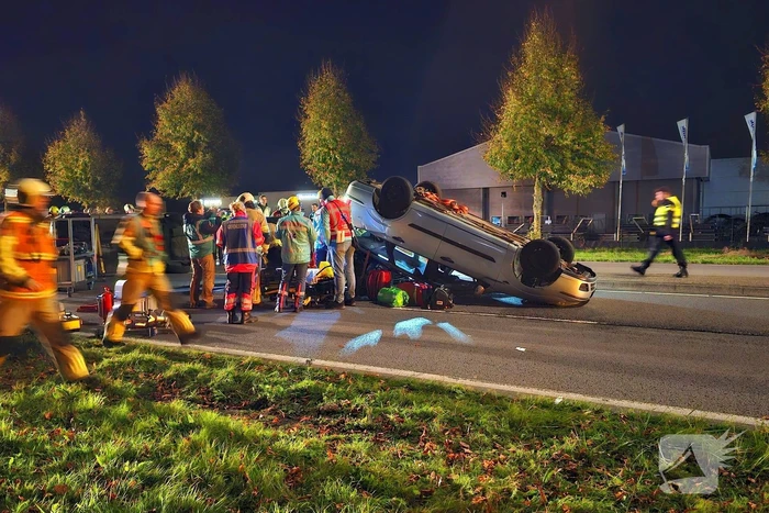 Brandweer oefent ernstig ongeval op provinciale weg