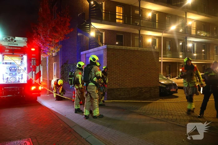 Flat ontruimd na explosie in appartement