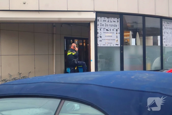 Politieoptreden na overlast in kringloopwinkel