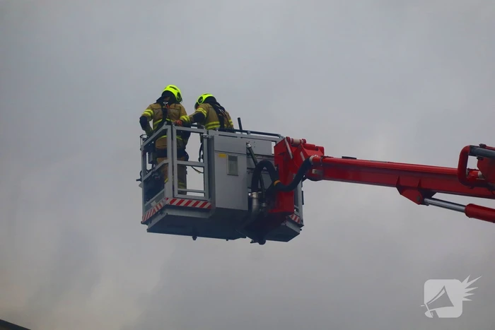 Brand in werkplaats snel onder controle
