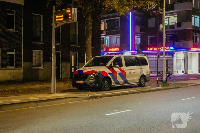 Schade bij ongeval tussen lijnbus en personenauto