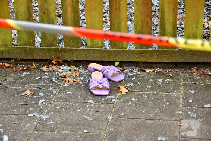 Politie doet onderzoek naar de toedracht van explosie in woning