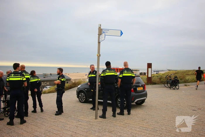Bruiloft gast probeert trap af te rijden