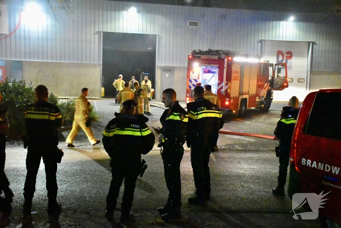 Stoom uit oven zorgt voor brandmelding op industrieterrein