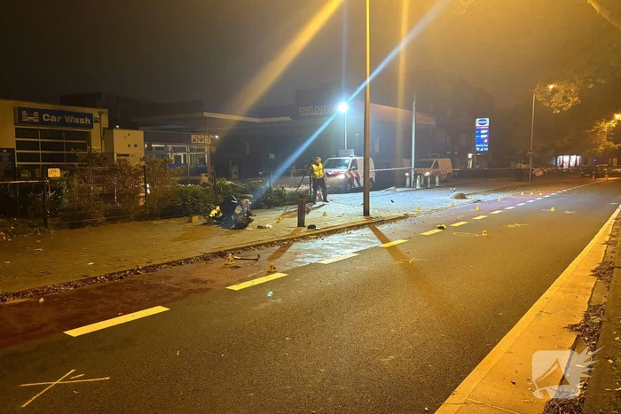 Bestuurder laat zwaargewonde scootmobieler achter