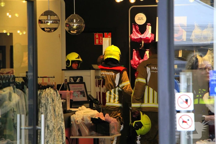 Lingeriewinkel ontruimd wegens gaslucht