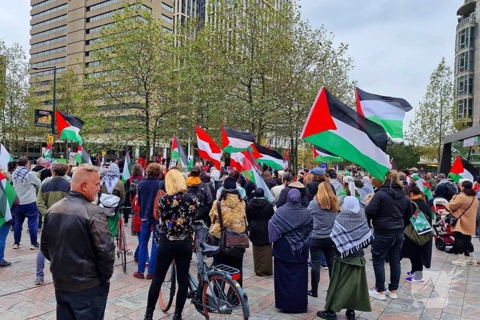 Grote opkomst bij demonstratie Centraal Station