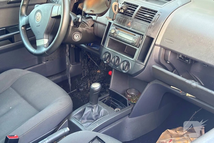 Personenwagen total-loss door brand