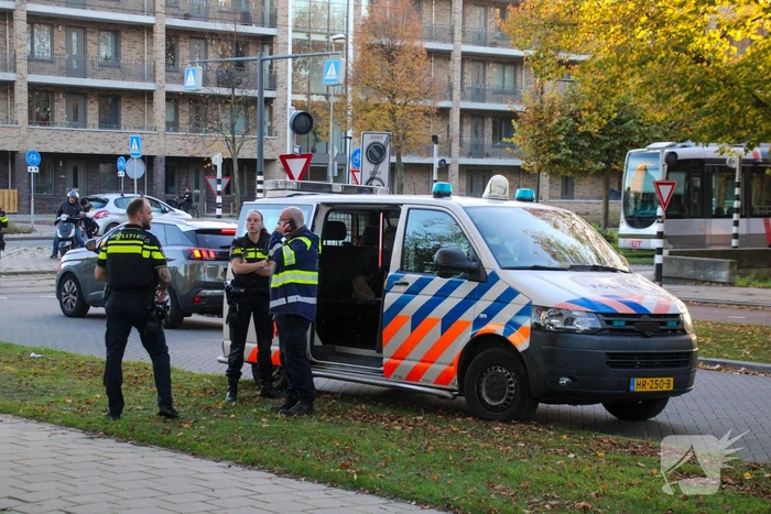 Personenwagen in botsing met tram