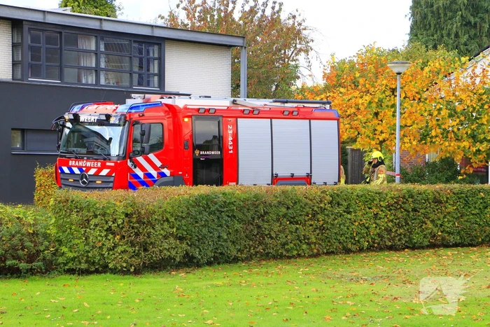 Bewoner doorboord gasleiding