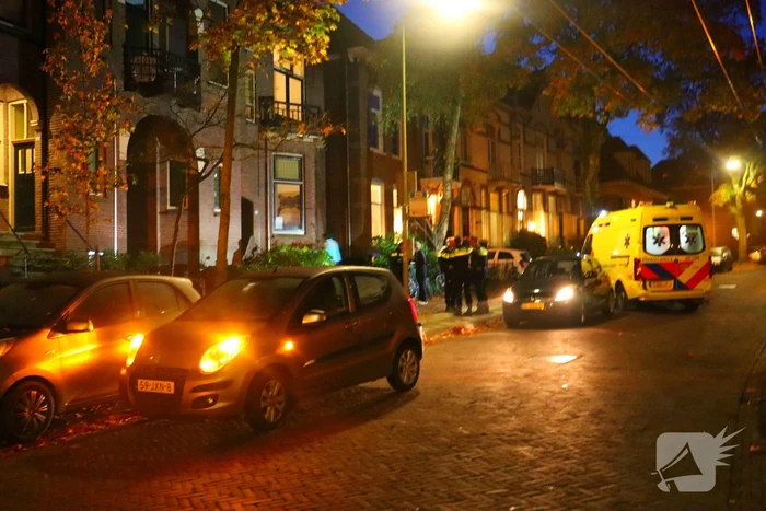 Twee voertuigen en voetganger betrokken bij aanrijding