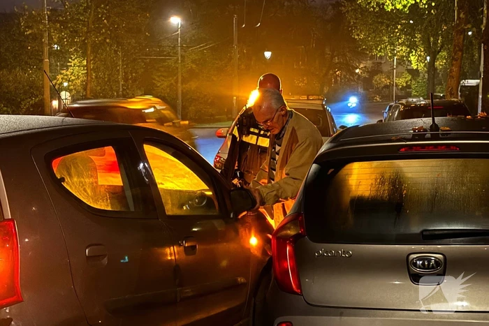 Twee voertuigen en voetganger betrokken bij aanrijding