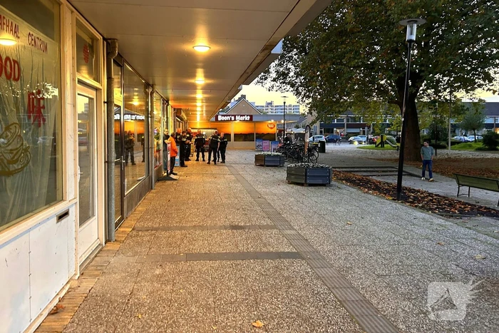 Politie houdt zoekactie op de grond en vanuit de lucht