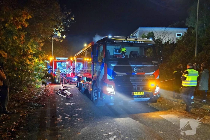 Dode bij zeer grote brand in flat na explosie