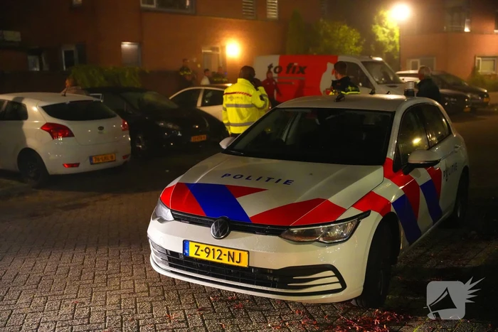 Schade aan voordeur na explosie