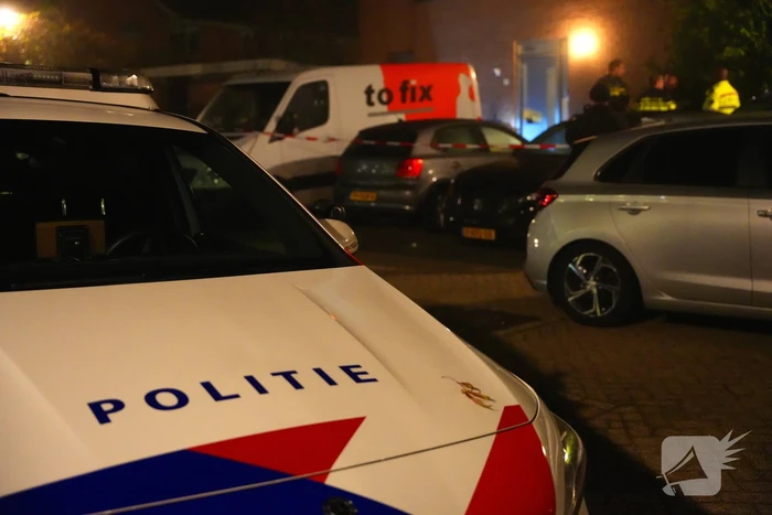 Schade aan voordeur na explosie